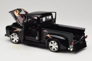 Chevrolet Old School Cody Project Truck & Chopper Set Joyride 1:18 33911 Pressofusione — immagine 5 di 8