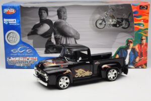 Chevrolet Old School Cody Project Truck & Chopper Set Joyride 1:18 33911 Pressofusione — immagine 8 di 8