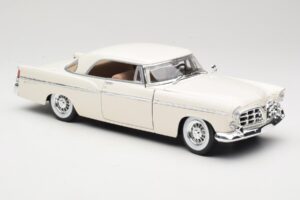 Chrysler 300B Bianco Maisto 1:18 531897 Pressofusione — immagine 6 di 8