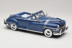 Chrysler New Yorker Blu Signature Models 1:18 CT-68629 Pressofusione — immagine 4 di 6