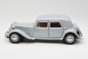 Citroen 15CV 6 Cyl Grigio Maisto 1:18 50313 Pressofusione — immagine 4 di 8