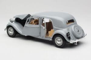 Citroen 15CV 6 Cyl Grigio Maisto 1:18 50313 Pressofusione — immagine 5 di 8