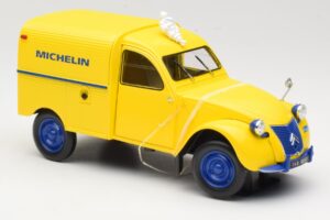Citroen 2CV Fourgonnette Michelin Bibendum Norev 1:18 181502 Pressofusione — immagine 4 di 6