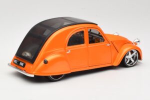 Citroen 2CV Arancione Maisto 1:18 31321 Pressofusione — immagine 3 di 8