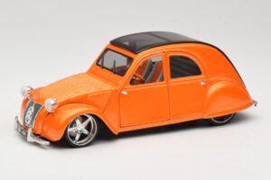 Citroen 2CV Arancione Maisto 1:18 31321 Pressofusione