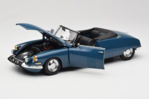 Citroen DS 19 Cabriolet Rosso Sun Star 1:18 4742 Pressofusione — immagine 2 di 8
