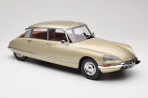 Citroen DS 23 Pallas Beige Norev 1:12 121730 Pressofusione — immagine 4 di 6