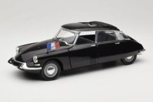 Citroen DS Presidentielle Grigio Solido 1:18 8035 Pressofusione