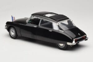 Citroen DS Presidentielle Grigio Solido 1:18 8035 Pressofusione — immagine 7 di 8