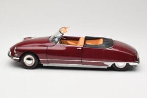 Citroen DS19 Cabriolet Bordeaux Norev 1:18 181561 Pressofusione — immagine 4 di 8