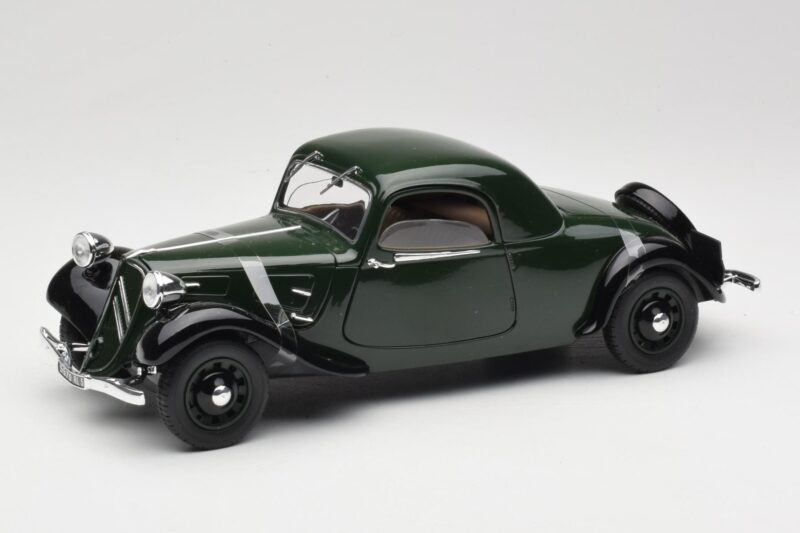 Citroen Traction Avant 11 Coupe Verde Solido 1:18 8179 Pressofusione