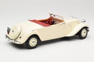Citroen Traction Avant 11B Cabriolet Crema Norev 1:18 181440 Pressofusione — immagine 2 di 6
