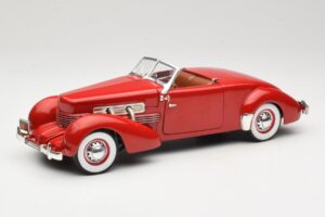 Cord 812 Cabriolet Rosso American Muscle 1:18 32158 Pressofusione