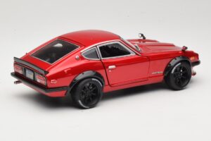 Datsun 240Z S30 Rosso Maisto 1:18 32611 Pressofusione — immagine 3 di 8