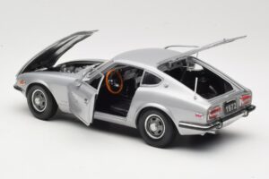 Datsun 240Z S30 Argento Sun Star 1:18 3503 Pressofusione — immagine 5 di 8