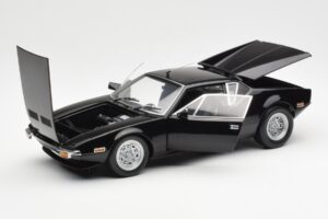 De Tomaso Pantera Nero Kyosho 1:18 08851BK Pressofusione — immagine 2 di 8
