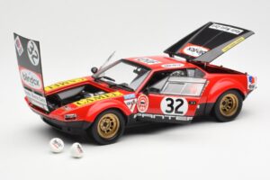 De Tomaso Pantera #32 Jaquemin / Deprez 24 Hours of Le Mans 1972 Kyosho 1:18 08855B Pressofusione — immagine 2 di 8