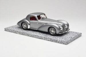 Delahaye Type 145 V12 Coupe Mullin Museum Minichamps 1:18 107116120 Pressofusione — immagine 6 di 6