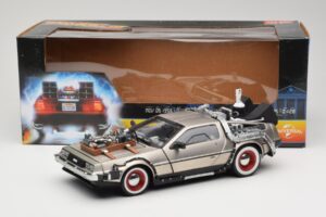 DeLorean DMC-12 Back to the Future Part III Sun Star 1:18 2712 Pressofusione — immagine 8 di 8