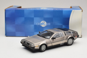 DeLorean DMC-12 Argento Sun Star 1:18 2703 Pressofusione — immagine 6 di 6