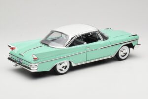 DeSoto Adventurer Verde American Mint 1:18 92738 Pressofusione — immagine 3 di 8
