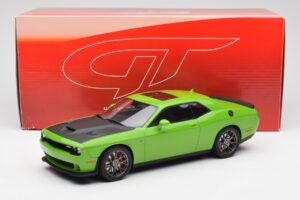 Dodge Challenger SRT Hellcat Verde GT Spirit 1:18 GT168 Resina — immagine 6 di 6