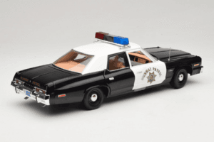 Dodge Monaco Highway Patrol CHiPS Auto World 1:18 AWSS112/06 Pressofusione — immagine 3 di 8