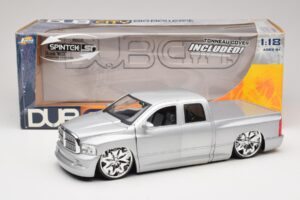 Dodge Ram Tuned Argento Jada 1:18 63162-SM Pressofusione — immagine 8 di 8