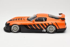 Dodge Viper Competition Coupe Go Man Go Orange AUTOart 1:18 80422 Pressofusione — immagine 3 di 6