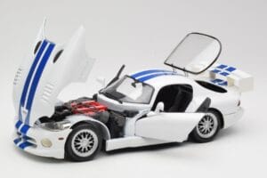 Dodge Viper GTS-R GT2 Bianco 1997 Maisto 1:18 50316 Pressofusione — immagine 2 di 8