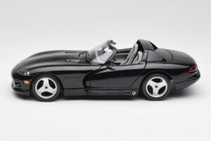 Dodge Viper RT/10 Nero Bburago 1:18 3065 Pressofusione — immagine 4 di 8