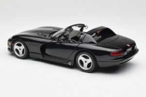 Dodge Viper RT/10 Nero Bburago 1:18 3065 Pressofusione — immagine 7 di 8