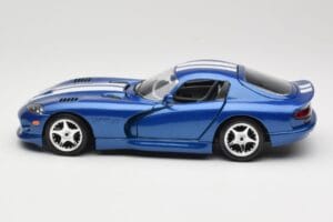 Dodge Viper GTS SR II Blu con Strisce Bianche Bburago 1:18 3330 Pressofusione — immagine 4 di 8