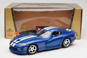 Dodge Viper GTS SR II Blu con Strisce Bianche Bburago 1:18 3330 Pressofusione — immagine 8 di 8