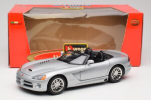 Dodge Viper SRT-10 Bright Argento Bburago 1:18 34908 Pressofusione — immagine 8 di 8