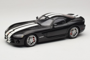 Dodge Viper SRT-10 Coupe Nero AUTOart 1:18 71712 Pressofusione