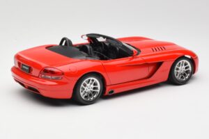 Dodge Viper SRT-10 Rosso Bburago 1:18 3325 Pressofusione — immagine 3 di 8
