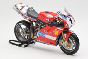 Ducati 998R WSB #1 T. Bayliss Ducati Infostrada 2002 Minichamps 1:12 122021201 Pressofusione — immagine 4 di 6