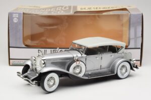 Duesenberg SJ Argento GreenLight 1:18 13525 Pressofusione — immagine 8 di 8
