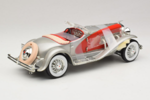 Duesenberg SJ Clark Gable's Car Argento Rosso ERTL 1:18 7962 Pressofusione — immagine 2 di 6