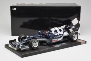 AlphaTauri AT02 #22 Y. Tsunoda Bahrain GP 2021 Minichamps 1:18 117210122 Pressofusione — immagine 6 di 6