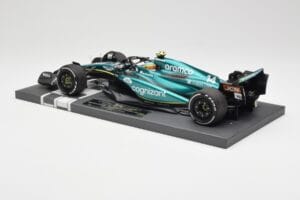Aston Martin AMR23 #14 F. Alonso 3rd Place Saudi Arabian GP 2023 Minichamps 1:18 117230214 Pressofusione — immagine 5 di 7