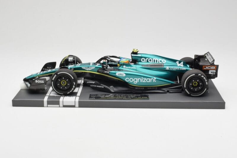 Aston Martin AMR23 #14 F. Alonso 3rd Place Saudi Arabian GP 2023 Minichamps 1:18 117230214 Pressofusione