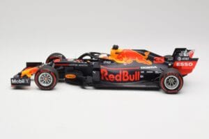 Aston Martin Red Bull Racing RB15 #33 M. Verstappen F1 2019 Minichamps 1:18 110190033 Pressofusione — immagine 3 di 7