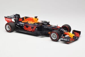 Aston Martin Red Bull Racing RB15 #33 M. Verstappen F1 2019 Minichamps 1:18 110190033 Pressofusione — immagine 4 di 7