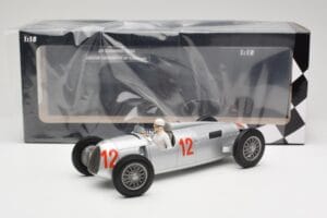 Auto Union Type C #12 H. Stuck Hungarian GP Budapest 1936 Minichamps 1:18 155361012 Pressofusione — immagine 6 di 6