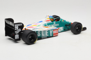 Benetton B186 #20 G. Berger F1 1986 Minichamps 1:18 80439418130 Pressofusione — immagine 2 di 6