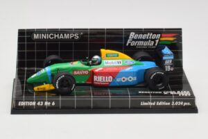 Benetton Ford B188 #19 A. Nannini Race Car 1988 Minichamps 1:43 400890119 Pressofusione