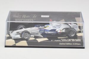 BMW Sauber F1.06 #10 N. Heidfeld Hungarian GP 3rd Place 2006 Minichamps 1:43 400060116 Pressofusione — immagine 5 di 5