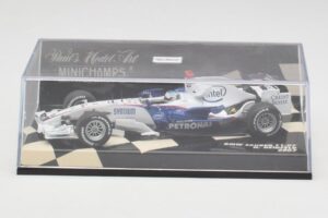 BMW Sauber F1.07 #3 N. Heidfeld Race Car 2007 Minichamps 1:43 400070009 Pressofusione — immagine 5 di 5